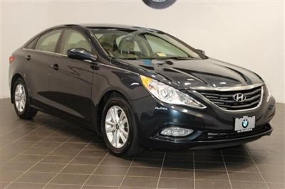 2013 hyundai sonata 2.4l  automatic moonroof