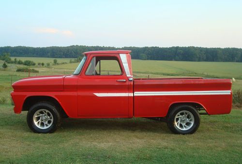 1966 chevrolet c10 custom cab swb fleetside pickup truck-nice wintertime project