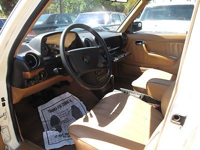 1981 Mercedes 300TD Wagon..California Car..100% Carfax..Low Miles !!, image 9