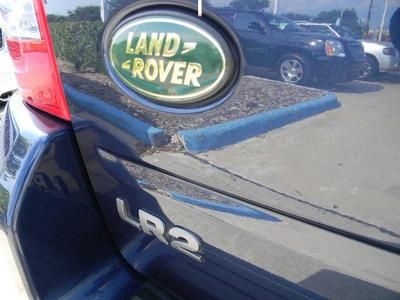 NO RESERVE 2010 LAND ROVER LR2 AWD HSE 1-OWNER REAR ENTERTAINMENT, image 8