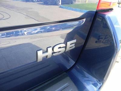 NO RESERVE 2010 LAND ROVER LR2 AWD HSE 1-OWNER REAR ENTERTAINMENT, image 9