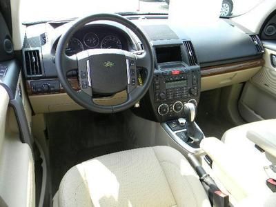 NO RESERVE 2010 LAND ROVER LR2 AWD HSE 1-OWNER REAR ENTERTAINMENT, image 15