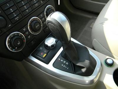 NO RESERVE 2010 LAND ROVER LR2 AWD HSE 1-OWNER REAR ENTERTAINMENT, image 22