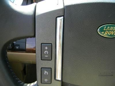 NO RESERVE 2010 LAND ROVER LR2 AWD HSE 1-OWNER REAR ENTERTAINMENT, image 26