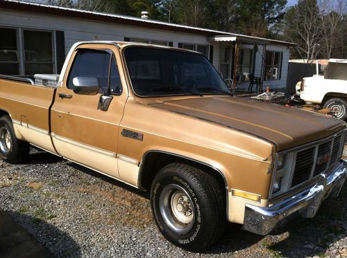 1985 gmc 1500 sierra, 5.0 v8, extremly well kept-orginal