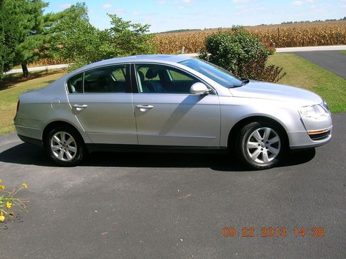 2006 volkswagen passat 2.0t sedan 4-door 2.0l