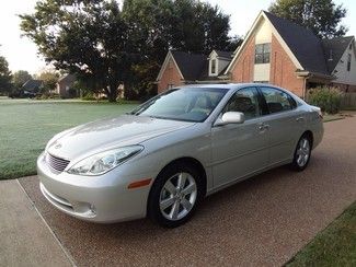 Nonsmoker, moonroof, 6-disc changer, only 87k miles!