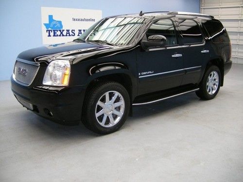 We finance!!!  2008 gmc yukon denali awd roof nav rcamera auto tv 3rd row 20 rim