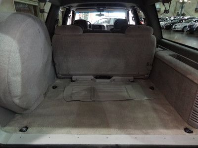 K1500 LS 5.7L CD Dual Air Bags Keyless Entry System Rear Air Conditioning, image 12