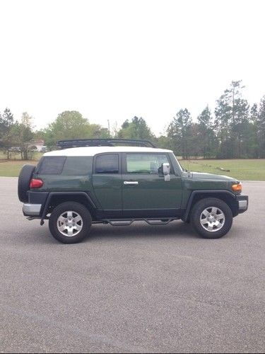 2010 toyota fj cruiser base sport utility 4-door 4.0l