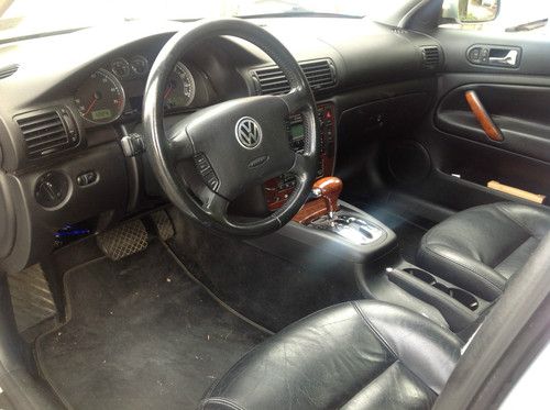 2003 Volkswagen Passat GLX 4 Motion Wagon 4-Door 2.8L, US $7,200.00, image 2