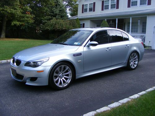 2008 bmw m5 5.0l v10 smg 7-speed