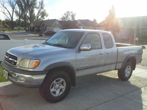 2002 toyota tundra sr5 extended cab pickup 4-door 4.7l