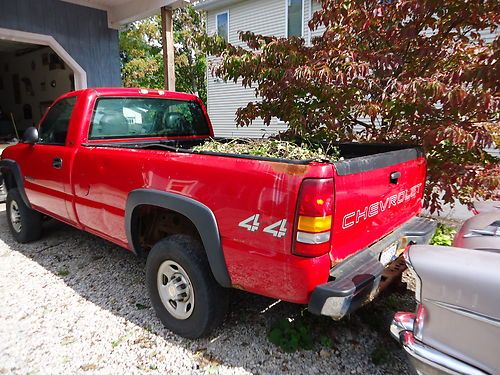 2002 Chevy 2500HD, Solid truck, Not Rusted, Automatic, Needs Motor, image 3