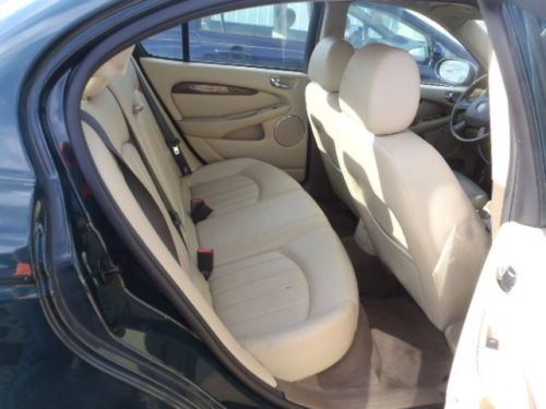 2005 jaguar x-type premium sedan 4-door 3.0l