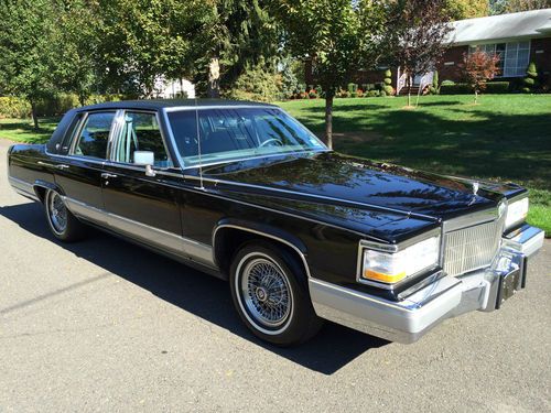 1992 cadillac fleetwood brogham 5.7l v8 black very clean