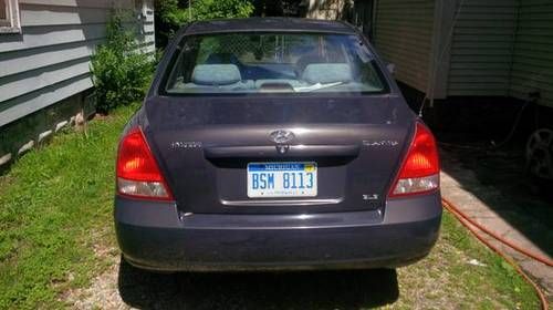 Hyundai 2001 elantra gls - $2250