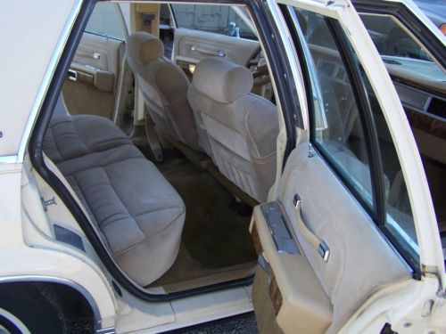 This 83 MERCURY GRAND MARQUIS owned by elderly lady-always garaged-EXTRA SHARP!!, US $2,500.00, image 7