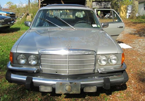 1979 mercedes benz 300 SD Turbo Diesel sedan drive restore or parts car, image 2