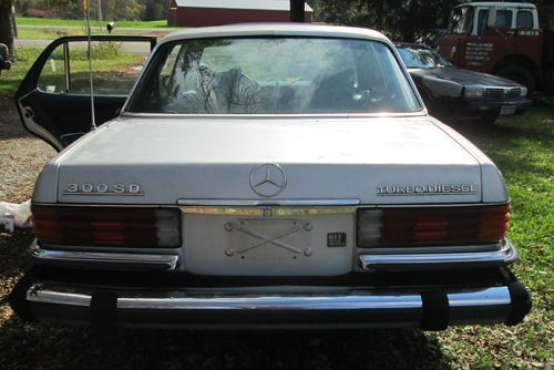 1979 mercedes benz 300 SD Turbo Diesel sedan drive restore or parts car, image 3