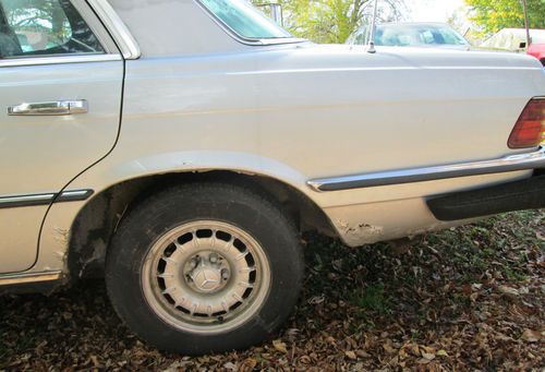 1979 mercedes benz 300 SD Turbo Diesel sedan drive restore or parts car, image 9