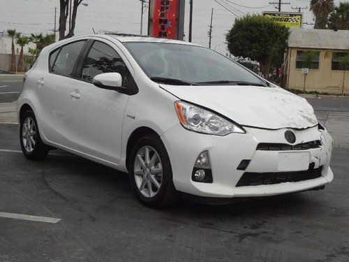 2013 toyota prius c damaged salvage runs economical only 6k miles export welcome