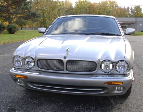 1999 Jaguar XJR Sedan 4-Door 4.0L (Pick Up Only 48837 MI), image 14