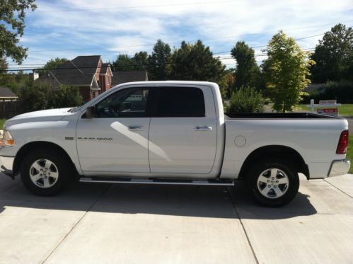 2011 ram 1500 slt crew cab pickup 4-door 5.7l