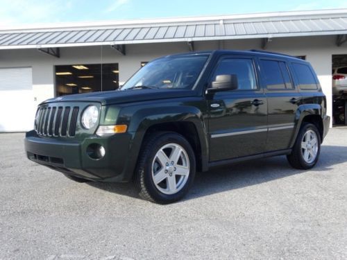 One owner local trade in low miles alloy wheels pwr windows locks cd mp3 audio