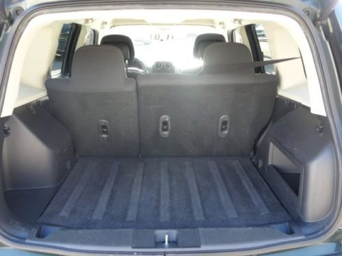 ONE OWNER LOCAL TRADE IN LOW MILES ALLOY WHEELS PWR WINDOWS LOCKS CD MP3 AUDIO, image 7