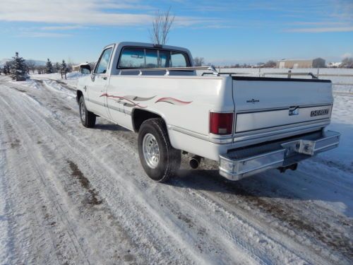 1986 Chevrolet C-20 2 Wheel Drive, 3/4 ton, Long wheel base, US $6,000.00, image 3