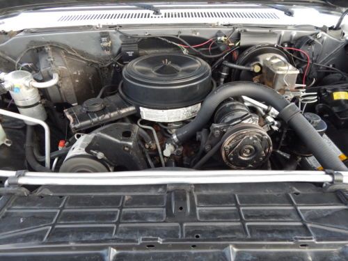 1986 Chevrolet C-20 2 Wheel Drive, 3/4 ton, Long wheel base, US $6,000.00, image 16