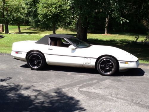 1988 chevrolet corvette vette convertible  low miles excellent ..auto cross