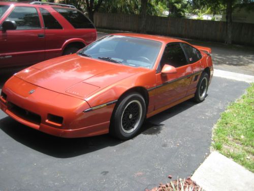 1986 pontiac fiero gt coupe 2-door 2.8l