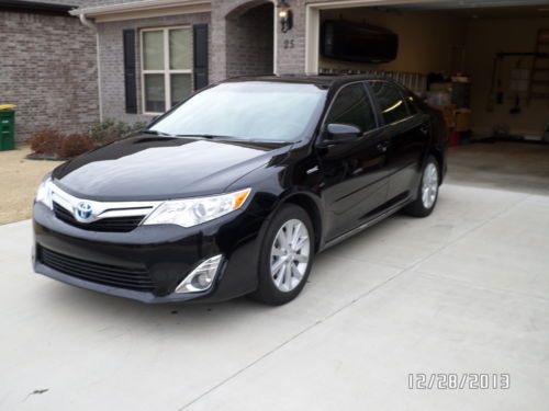 2012 toyota camry hybrid xle sedan 4-door 2.5l