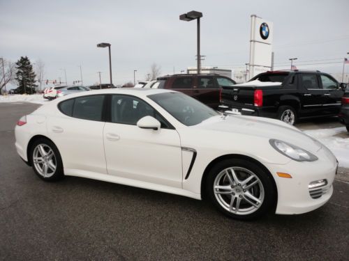 All wheel drive white/black turbo wheels, bose, sport chrono rear camera tineo