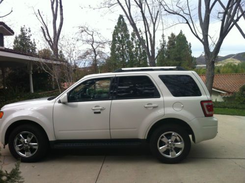 2012 Ford Escape Limited Sport Utility 4-Door 2.5L, image 2
