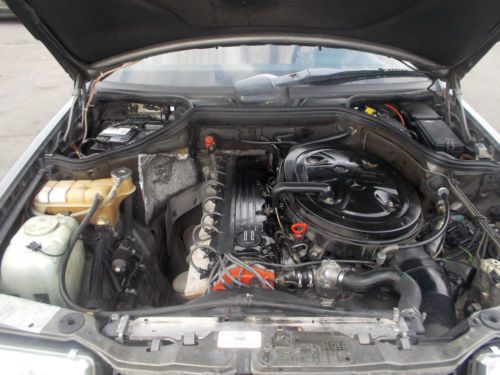 1986 Mercedes 300E, NO RESERVE, image 13