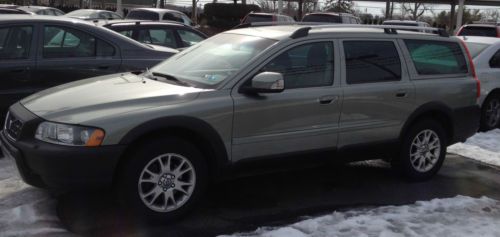 2007 volvo xc70 cross country wagon 4-door 2.5l 2 owner - excellent carfax!