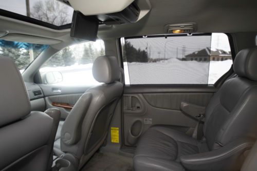 2005 Toyota Sienna XLE Mini Passenger Van 5-Door 3.3L, image 6