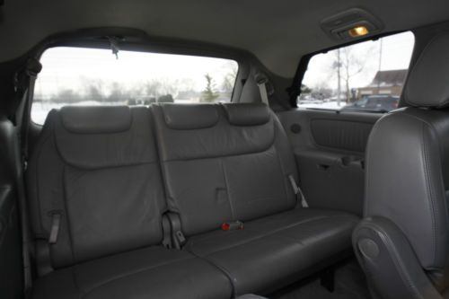2005 Toyota Sienna XLE Mini Passenger Van 5-Door 3.3L, image 10