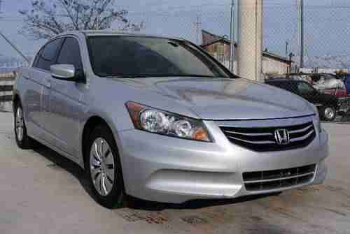 2012 Honda Accord Sedan Damaged Salvage RUNS! Good Airbags Low Miles Economical!, US $9,900.00, image 2