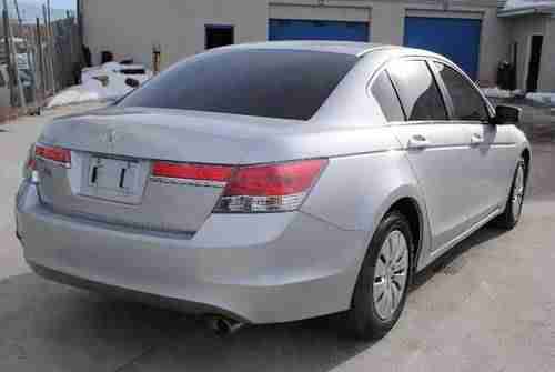 2012 Honda Accord Sedan Damaged Salvage RUNS! Good Airbags Low Miles Economical!, US $9,900.00, image 3