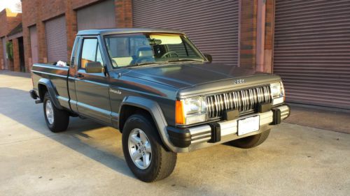 Slate gray, 2wd, automatic, short-bed , 6 cylinders, 153,322 original miles