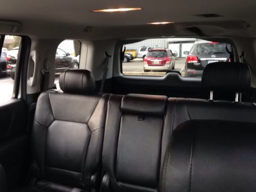 Carfax One-Owner Stability Control Mp3 Decoder Satellite Radio Climate Control, image 28