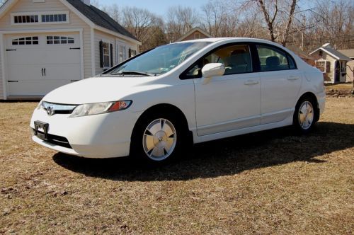 No reserve..2006 honda civic hybrid, auto trans, 16&#034; alloys, drives well, cd/xm