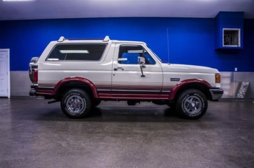 90 ford bronco 4x4-clean carfax-wow low miles! roof rack-suv-power locks-v8-