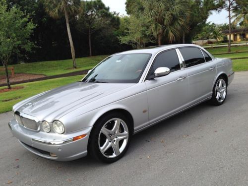 2006 jaguar xj super v8 supercharged one owner books/records showroom condition