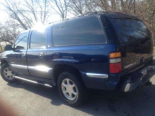 2001 GMC Yukon XL 1500 SLT Sport Utility 4-Door 5.3L, image 3