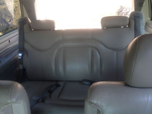 2001 GMC Yukon XL 1500 SLT Sport Utility 4-Door 5.3L, image 4
